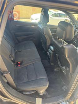 جیپ گراند شیرۆکی